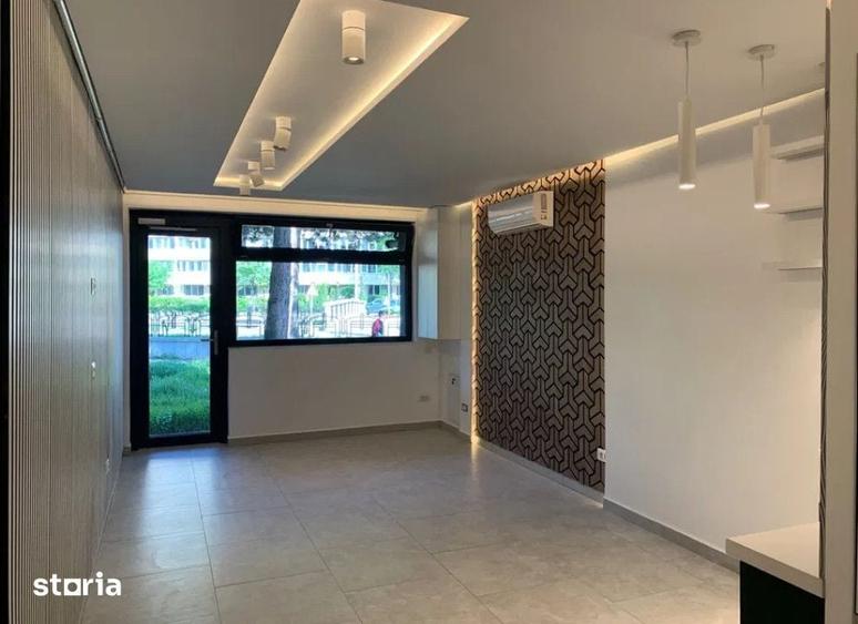 Spațiu comercial, de 26 mp, în Central