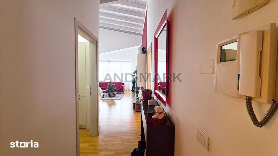 Apartament cu 3 camere în Sud