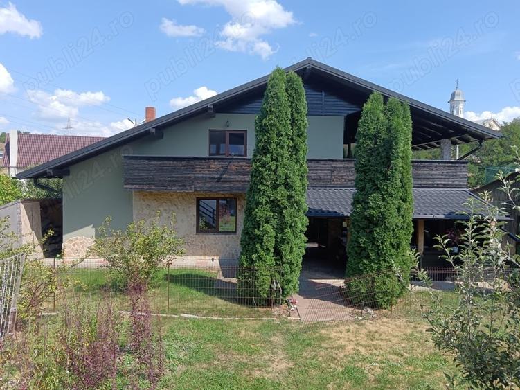 Casă cu 4 camere cu Teren 786 Mp în Moara