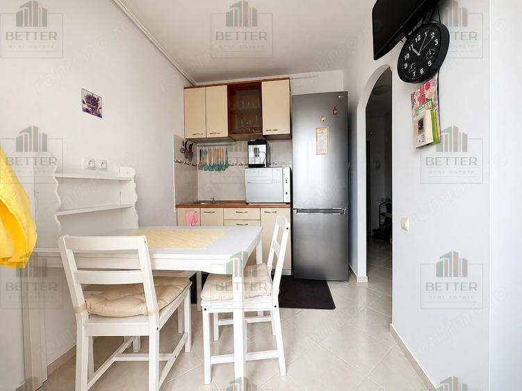 Apartament cu 3 camere decomandat în Sud