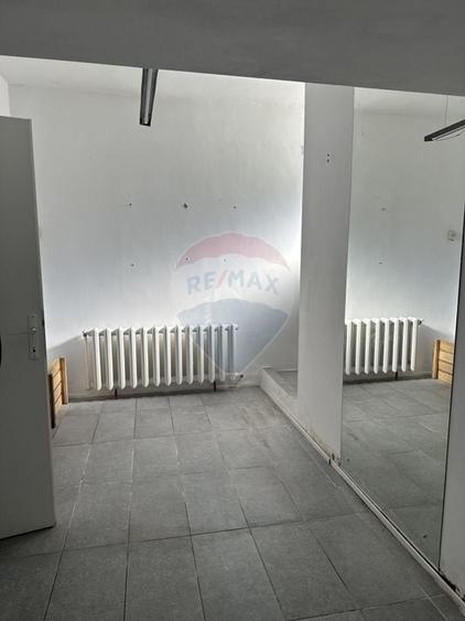 Spațiu comercial, de 214 mp, în Central
