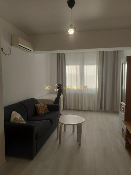 Apartament cu 2 camere semidecomandat, mobilat în Dristor