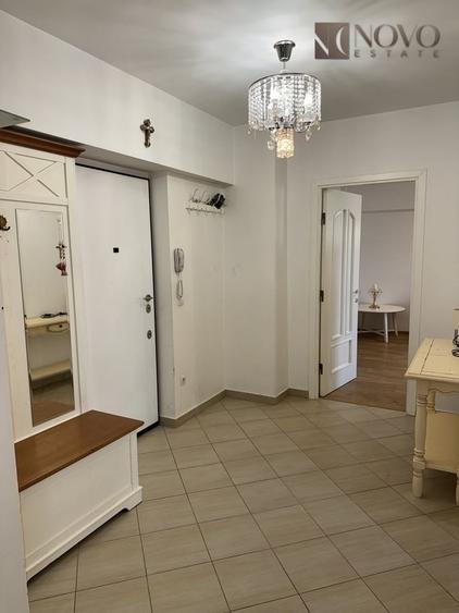 Apartament cu 2 camere decomandat, mobilat în Universitate