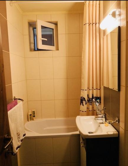 Apartament cu 2 camere semidecomandat în Rogerius
