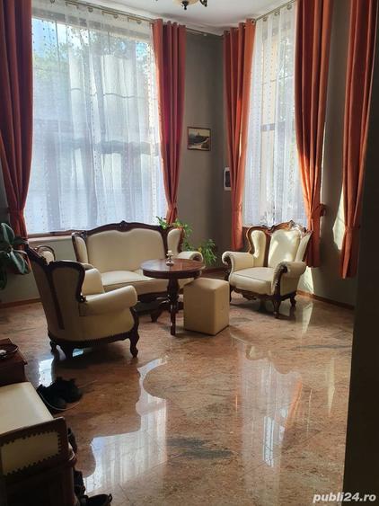 Casă cu 4 camere în Titulescu