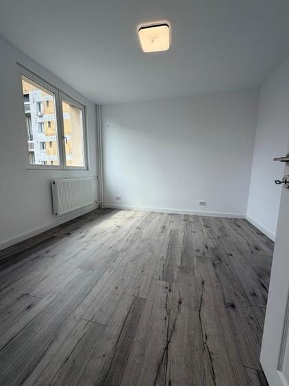 Apartament 2 camere etaj 7/10 - renovat - Metrou Titan - 5