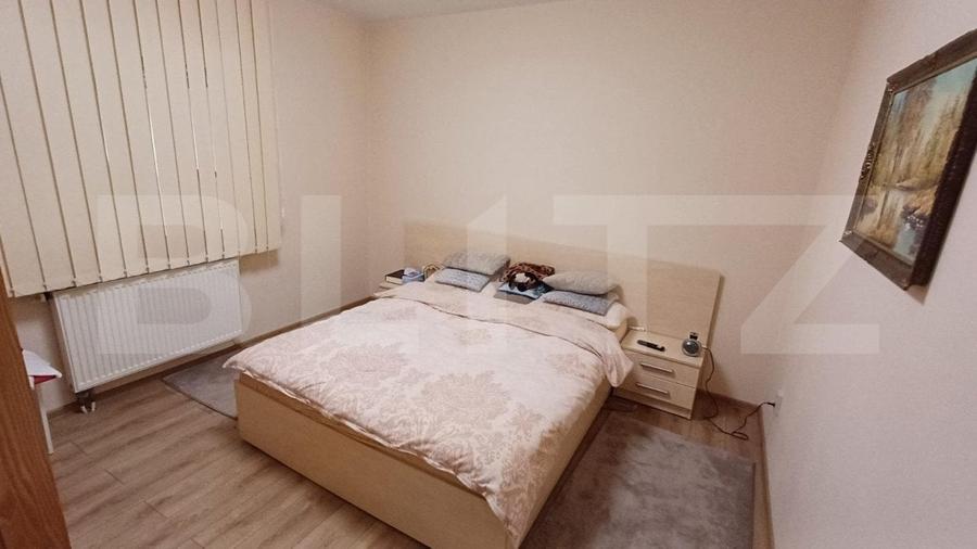 Casă individuală cu 5 camere cu Garaj în Centura