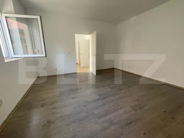 Spațiu de birou ultracentral cu curte – ideal pentru firmă sau cabinet - 1