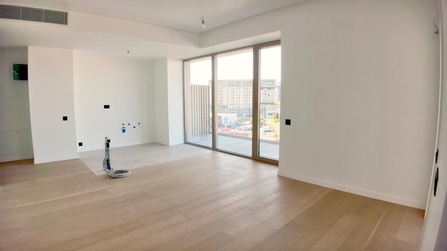 Apartament cu 3 camere în Petricani