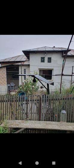 Casă cu 3 camere în Vulpești