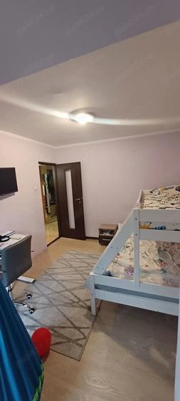 Apartament cu 2 camere decomandat în Anda
