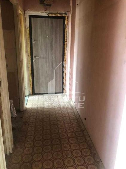 Apartament cu 3 camere semidecomandat în Șagului