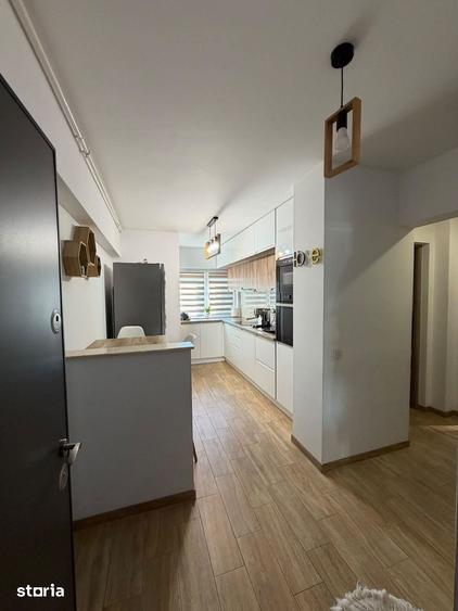 Apartament cu 2 camere decomandat, mobilat în Micro 17