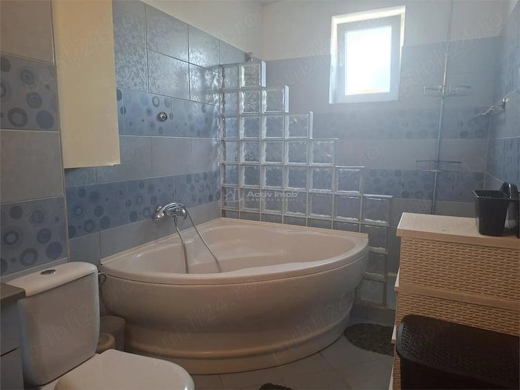 Apartament cu 3 camere decomandat în Ștrand