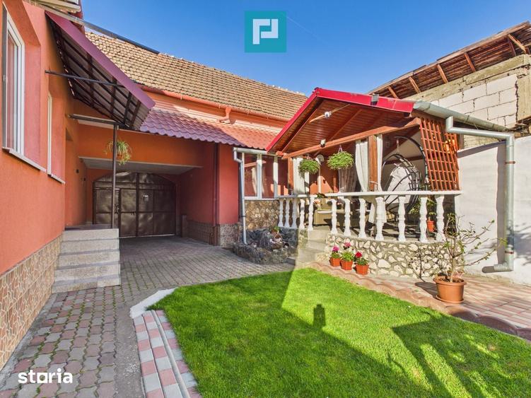 Casă cu 3 camere cu Teren 300 Mp în Central