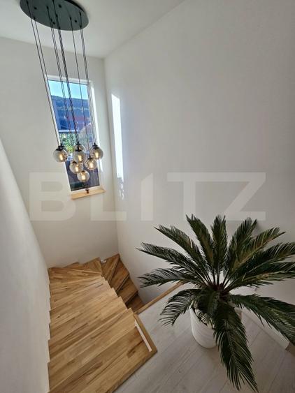 Apartament cu 4 camere decomandat, mobilat în Unirii