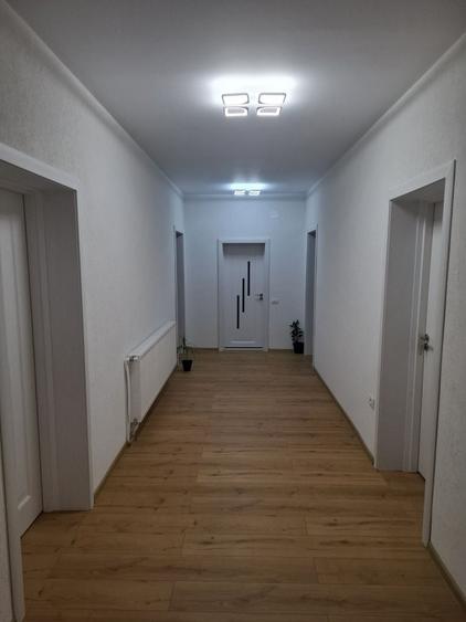 Casă cu 3 camere în Sâncrai