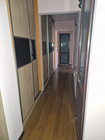 Apartament cu 3 camere decomandat în Micălaca