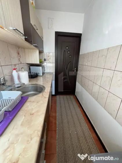Apartament cu 2 camere, 40 mp, zona Vest - Ploiesti (Prahova) - 1