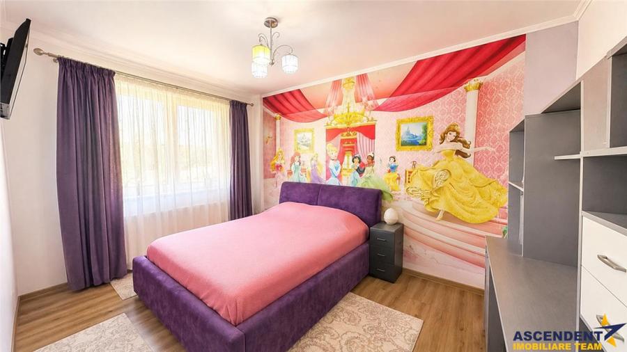 Apartament cu 2 camere decomandat în Dâmbu Pietros