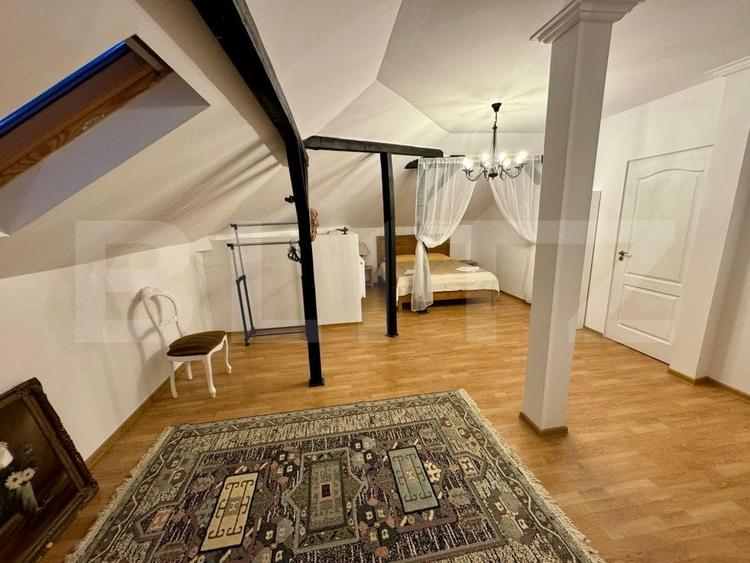 Apartament cu 3 camere decomandat, mobilat în Cârcea