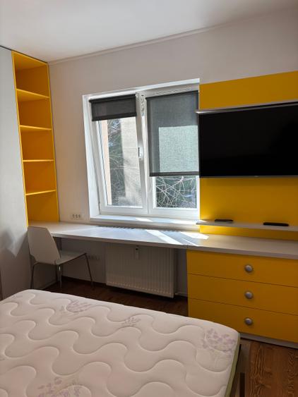 Apartament cu 2 camere decomandat în Berceni