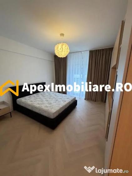 Apartament cu 4 camere decomandat în Herăstrău
