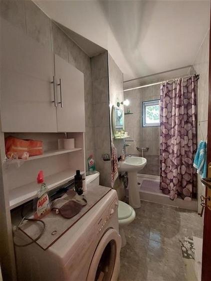 Apartament cu 3 camere decomandat în Micălaca