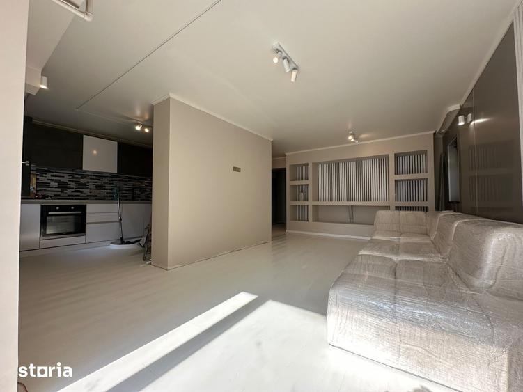 STADION 3 CAMERE 77 MP LIBER PRET 225000 EURO - 6