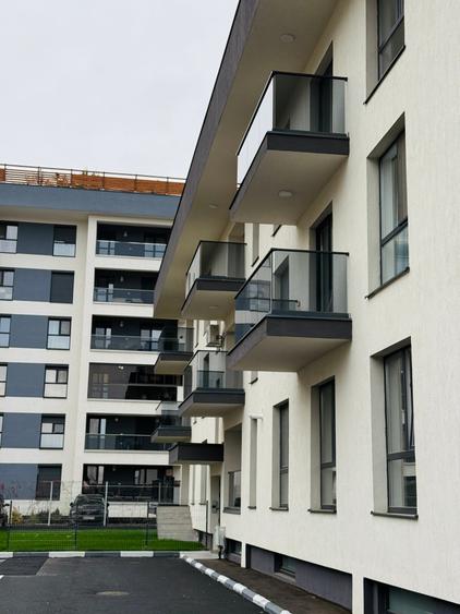 Apartament cu 2 camere decomandat în Colentina
