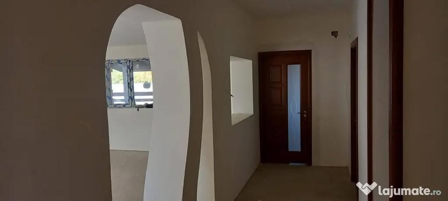 Proprietate deosebita de vanzare in Pascoaia - 10