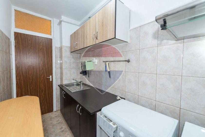 Garsonieră decomandată, mobilată în Tineretului