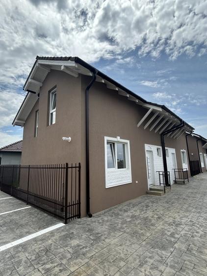 Duplex cu 3 camere cu Canalizare în Rudicica