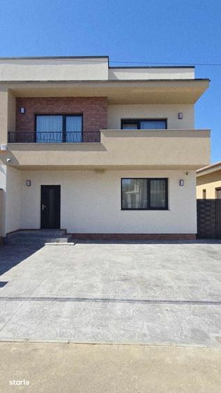 Casă cu 3 camere cu Teren 340 Mp în Central
