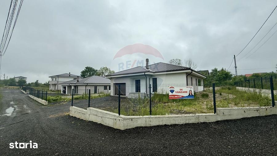 Casă cu 6 camere cu Teren 892 Mp în Baia Sprie