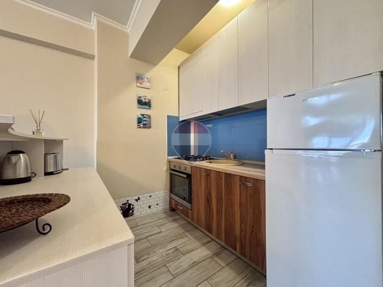 Apartament cu 2 camere decomandat, mobilat în Tomis Nord