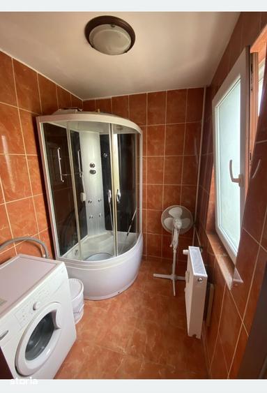 Apartament cu 3 camere în Calea București