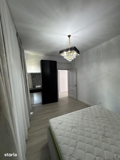 Casă cu 4 camere cu Teren 350 Mp în Central