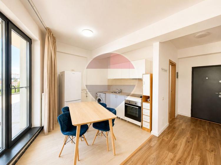 Apartament cu 2 camere semidecomandat, mobilat în Pipera