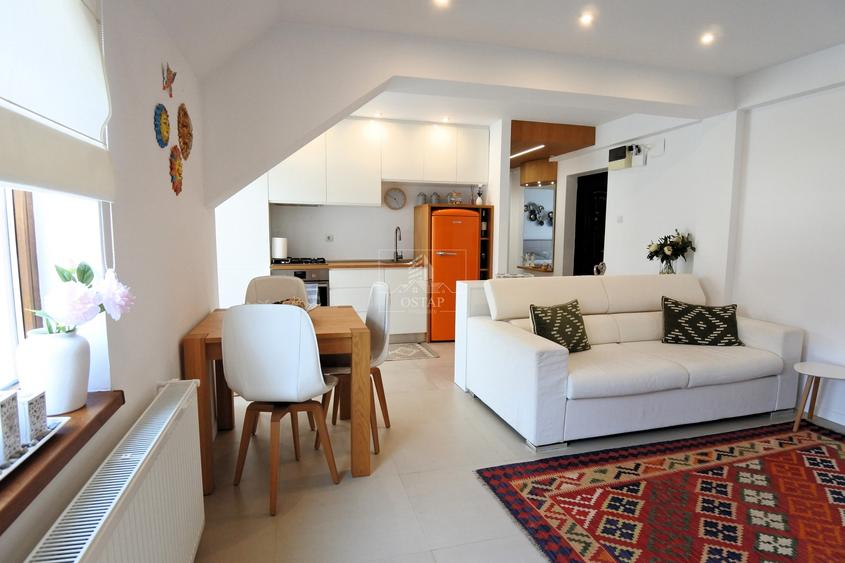 Apartament cu 4 camere decomandat, mobilat în Gherăiești