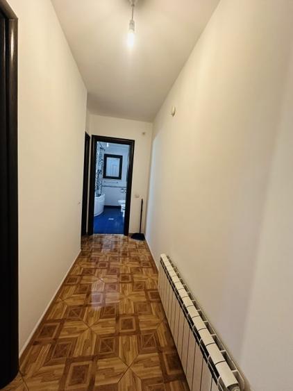 Duplex cu 5 camere cu Canalizare în Antiaeriană