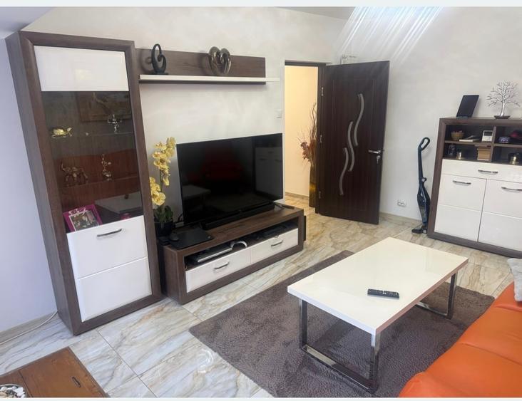 Apartament cu 2 camere decomandat în Faleza Nord