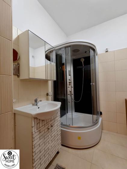 Apartament cu 2 camere decomandat în Păcii