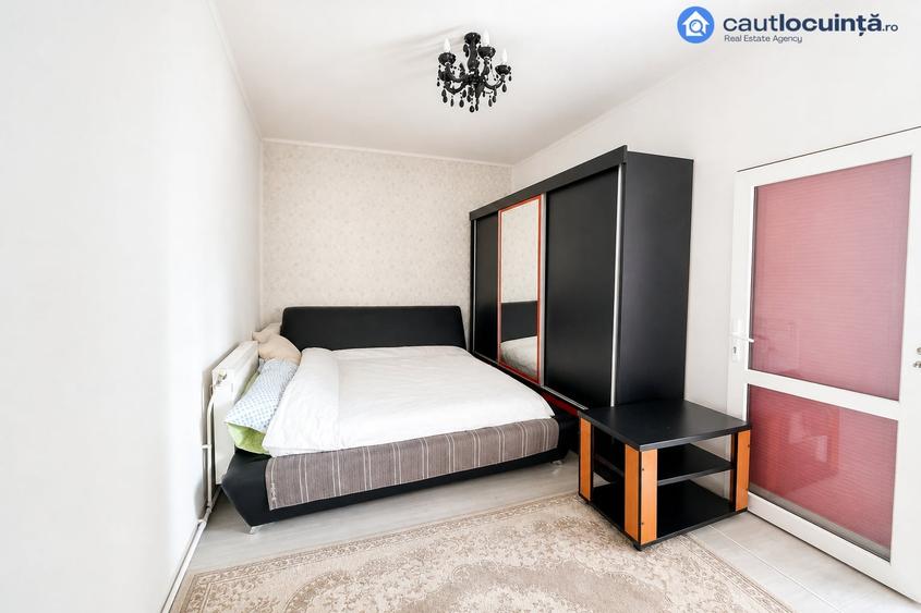 Casă individuală cu 6 camere cu Canalizare în Doamna Ghica