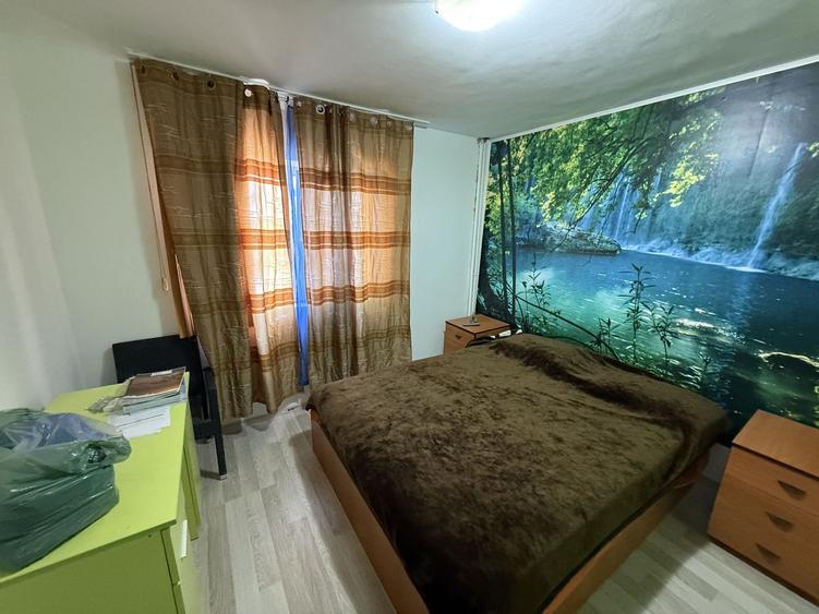 Apartament cu 3 camere decomandat, mobilat în Tomis Nord