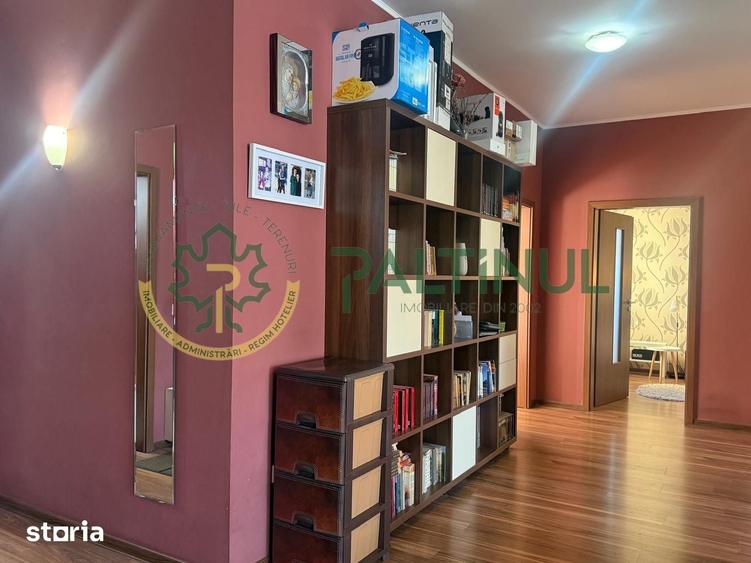 Apartament cu 4 camere în Sub Arini