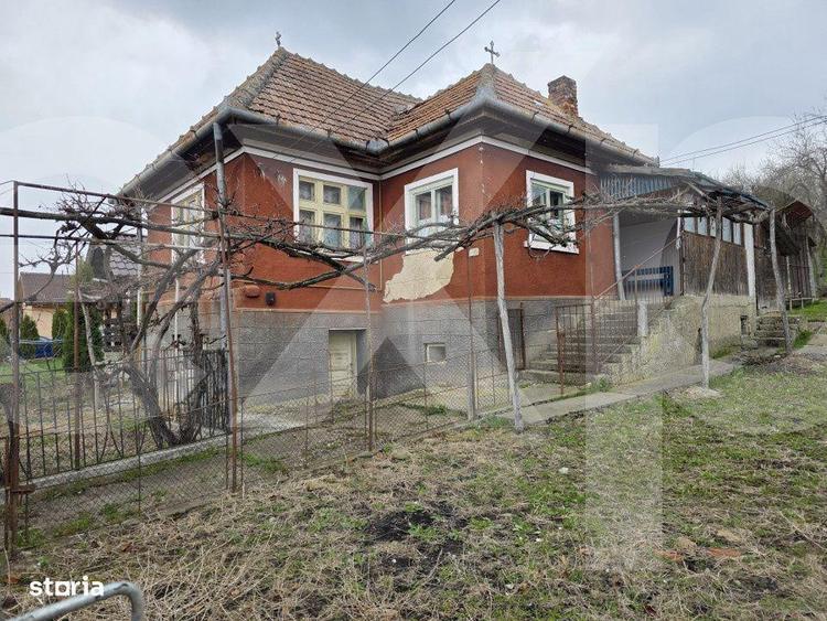 Casa + anexe gospodaresti pe teren generos in Rediu, com. Aiton, jud. - 2