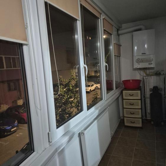 Apartament cu 3 camere în Astra