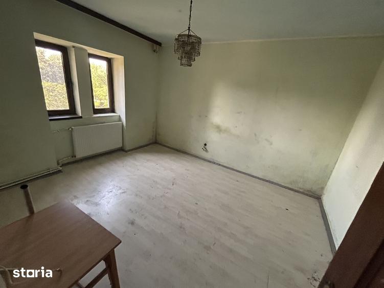 Apartament cu 3 camere decomandat în Gara