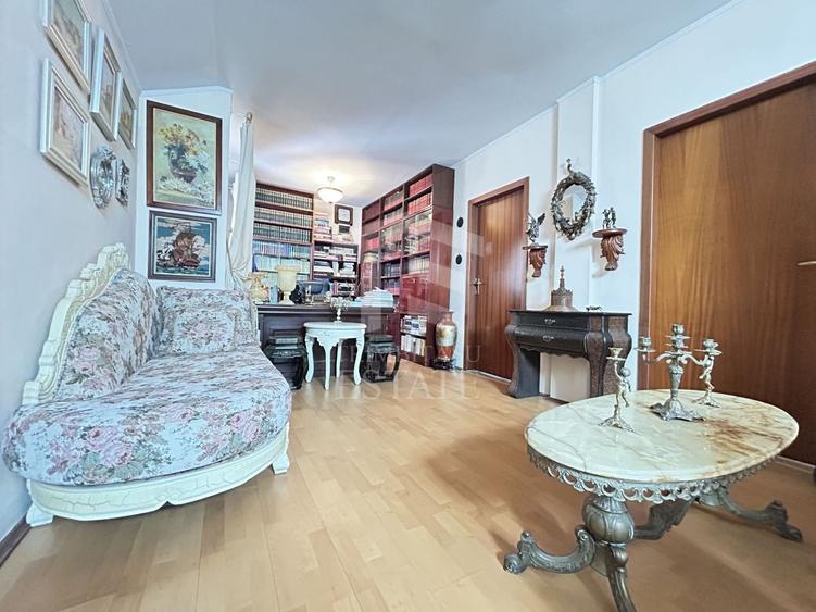 Apartament cu 3 camere decomandat în Ultracentral